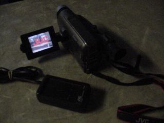 JVC GR SXM920U Super Compact VHS Camcorder