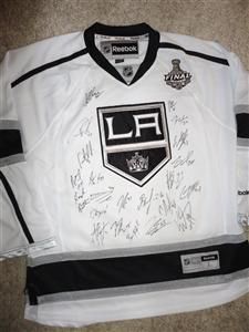 La Kings Team Signed Stanley Cup 2012 Premiere Jersey 22 Signatures w