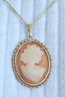 Krementz 60s Vctorian Style Carved Shell Cameo Pendant