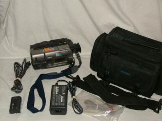 Sony Handycam CCD TR517 8mm Video8 Hi8 Hi 8 Camcorder VCR Player Video