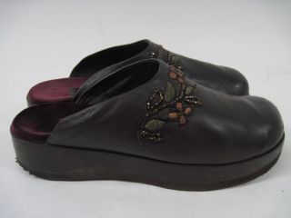 Lava Mandel Brown Leather Flower Clogs Shoes Sz 8 5