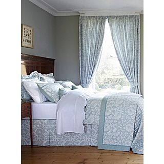Christy Harmony Floral bed linen teal   