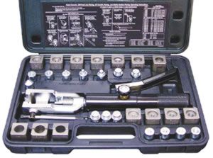 Universal Hydraulic Flaring Tool Kit with Free Tube Cutter MAS71475