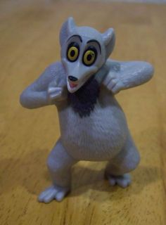 Madagascar Musical King Julien 3 Plastic Figure Toy