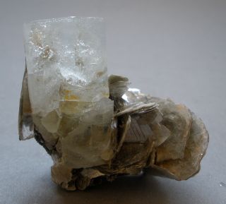 Aquamarine Crystal with Mica Super Top Quality Specimen 214 Ct Skardu