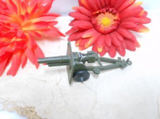 Vintage Made in England Cast Metal Military Canon Toy C1219