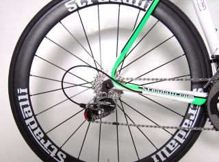 New 2012 SRAM Red Carbon Road Bike Aero Wheels BB30 56 Cm