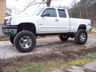 20 XD775 Rockstar Rim and Tire Toyo Open Country 33
