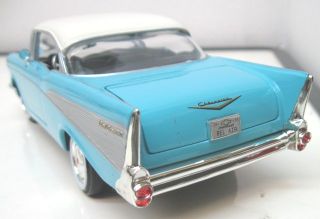Welly 1957 Chevy Bel Air 2 Tone Baby Blue 1 24