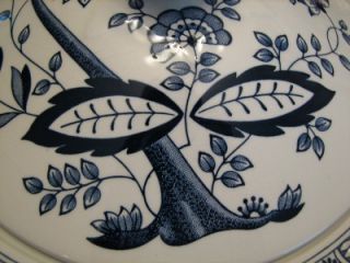 Wedgwood China Blue Heritage Covered Vegetable Bowl Excellent