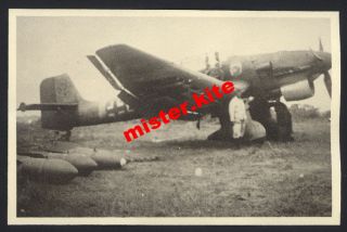 Junkers Flugzeug ju 87 Bomber Luftwaffe Stuka Flugplatz Truppenzeichen