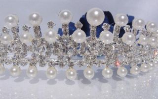 PERLENTRAUM Diadem   Tiara   Hochzeit mit Perlen + Strass weiß