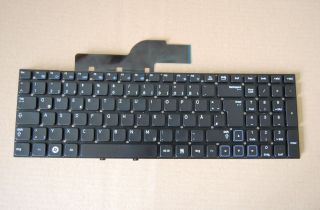 Samsung NP 300 V5A 305V5A V4A E5A Tastatur / Keyboard Deutsch schwarz