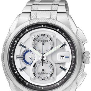 Titan   Automatik / Armbanduhren Uhren