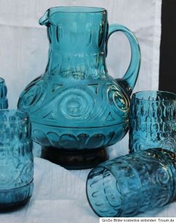 Wasser / Saft Limokrug mit 6 Gläser   Pressglas blau 60er 70er Jahre