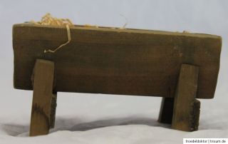 Alte Wiege Futtertrog aus Holz ohne Jesus Krippe Krippenfigur