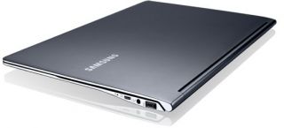 Samsung NP900X3C A03DE 33,78 cm Notebook schwarz Computer