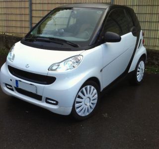 SMART  FORTWO  451  WEIß  LEDER  NAVI  XENON 