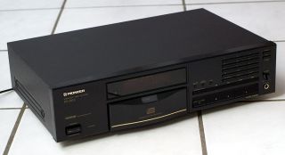 Pioneer PD S501 CD Player mit dem legendären Plattenteller Laufwerk