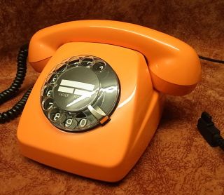 altes antik Telefon FeTAp 611 2 Orange Telephone Fernsprecher TOP
