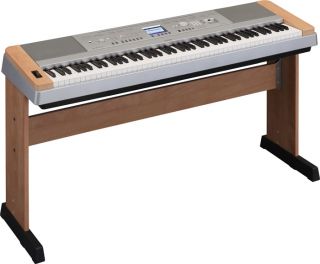 Yamaha E Piano Stagepiano DGX 640 C, im SET, NEU 