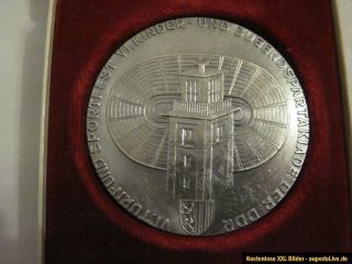 Seltene DDR Medaille  Plakette,Orden,Auszeichnung,Sport,Leipzig 1977