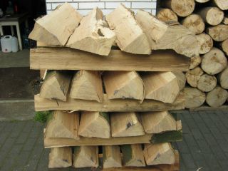 Kaminholz ,Brennholz, Ofenfertig gespalten Roteiche Top sauberes Holz