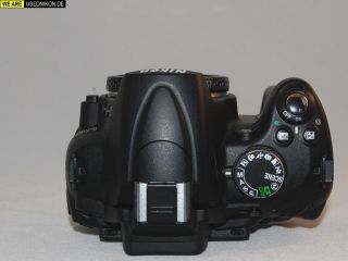 Nikon D5000 Kamerabody Vorführgerät wie Neu mit Garantie