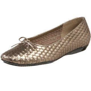 Trotters Womens Carin Slip On Shoes