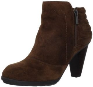 Kenneth Cole REACTION Womens So Hunt Ankle Boot: Shoes