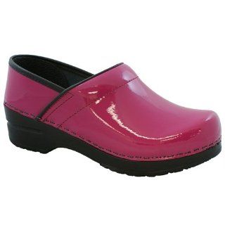 Clogs in Patent Leather EU 35 (US Womens 4.5 5)   Factory 2nd Shoes