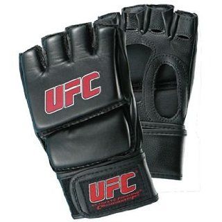 UFC Black MMA Training Glove: Sports & Outdoors