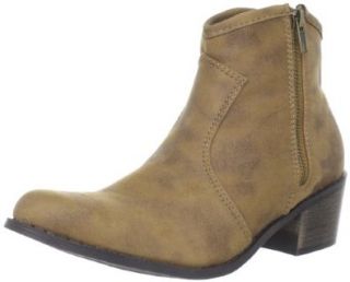 Coconuts by Matisse Womens Cannon Bootie Shoes