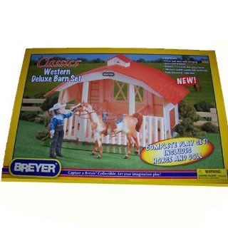 Breyer Classics Deluxe Stable Set with Pinto Horse and