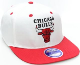Chicago Bulls Flat Bill LOGO Style Snapback Hat Cap White
