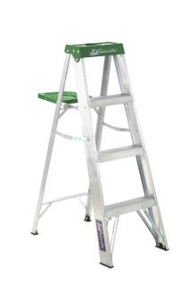 Aluminum 4 foot 225 pound Rating Step Ladder