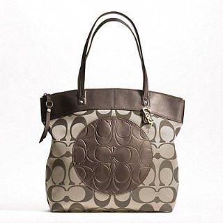 Leather Circle Embossed Signature Zip Tote F18336 White/Toffee Shoes