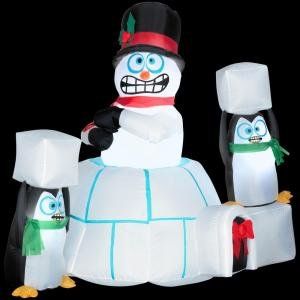 CHRISTMAS DECORATION LAWN YARD INFLATABLE SNOWMAN AND