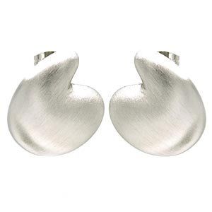 Brass Heart Fashion Stud Earrings   (21.25mm)   Rhodium
