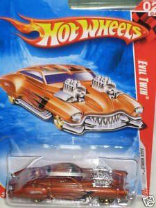 : Hot Wheels Evil Twin Race World Cave #206/#2 (2010): Toys & Games