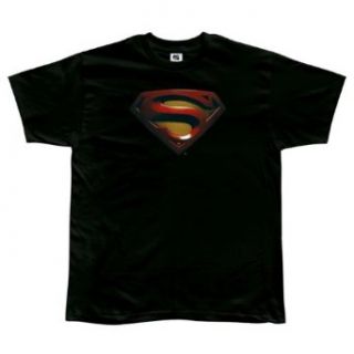 Superman   Bold Shield T Shirt: Clothing
