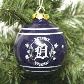Detroit Tigers 2011 Snowflake Glass Ball Ornament Sports